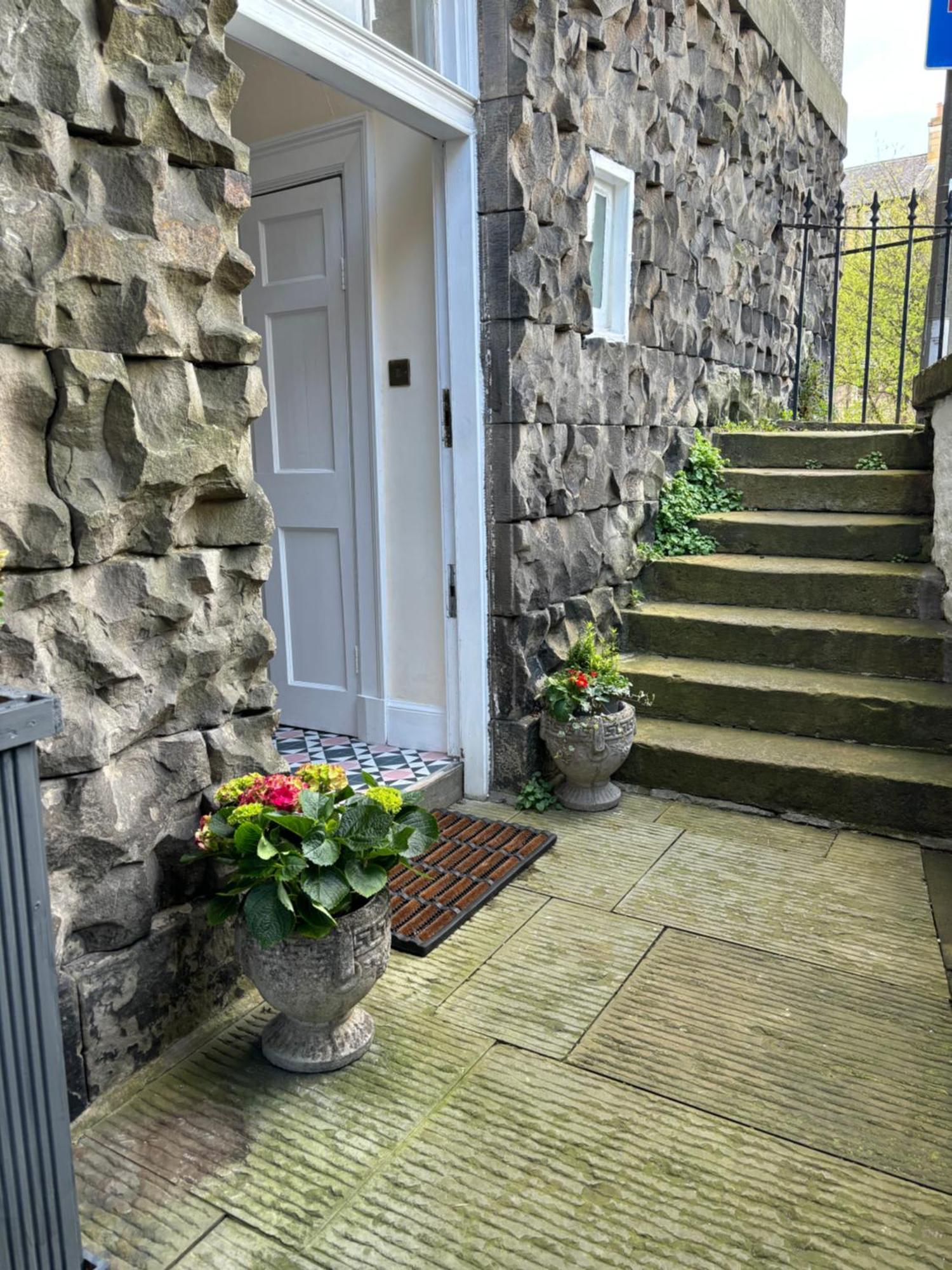 Ferienwohnung Cosy Georgian Flat EDI Exterior foto